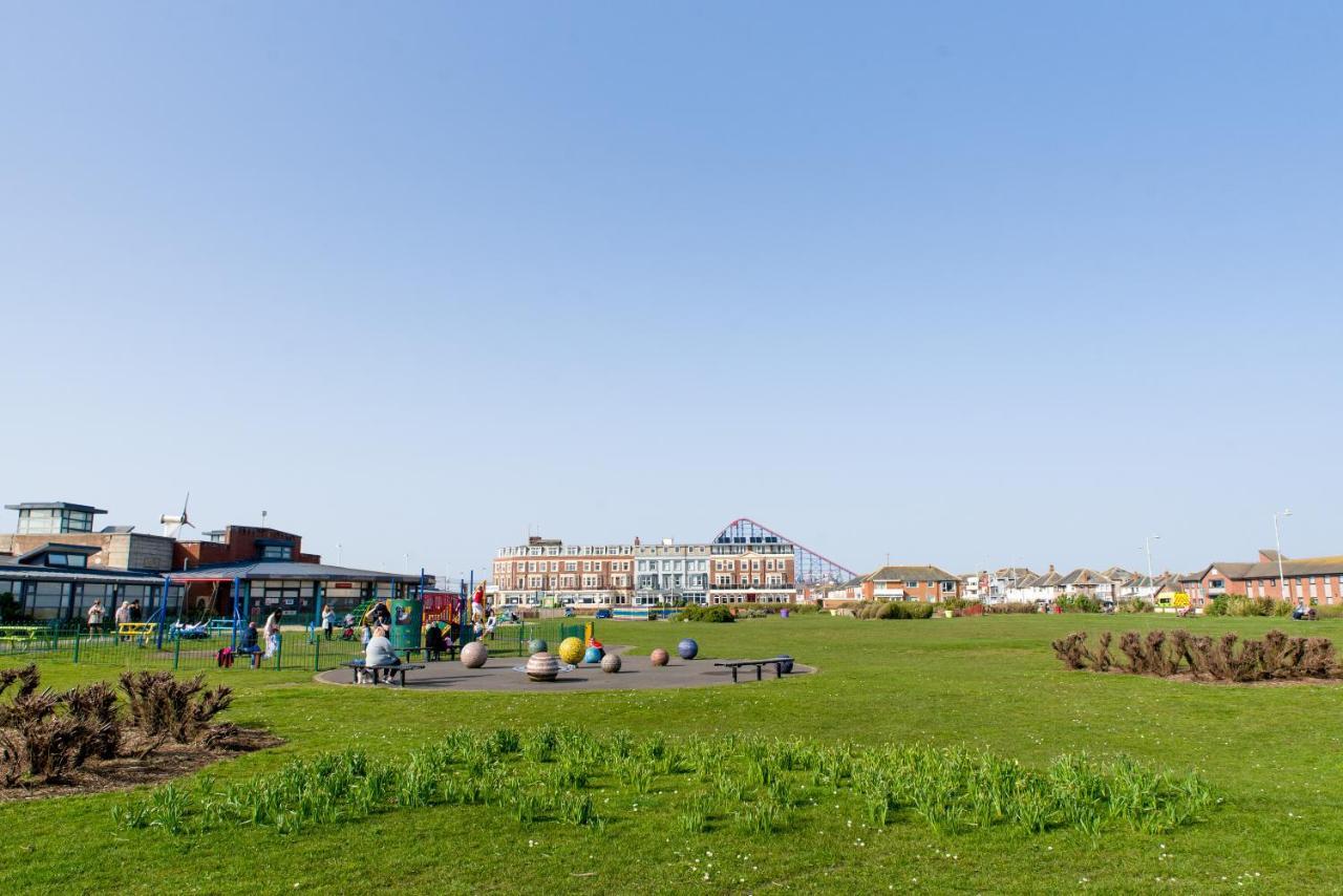 The Headlands Hotell Blackpool Exteriör bild