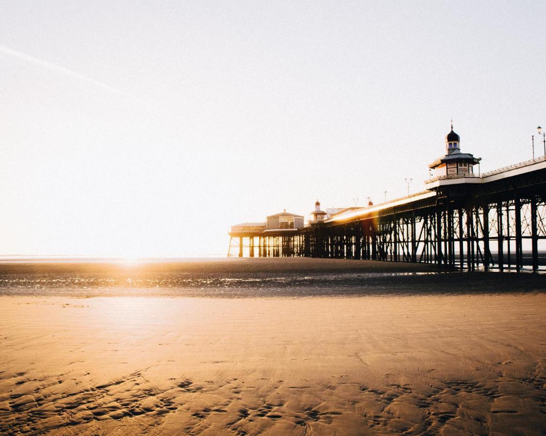 The Headlands Hotell Blackpool Exteriör bild